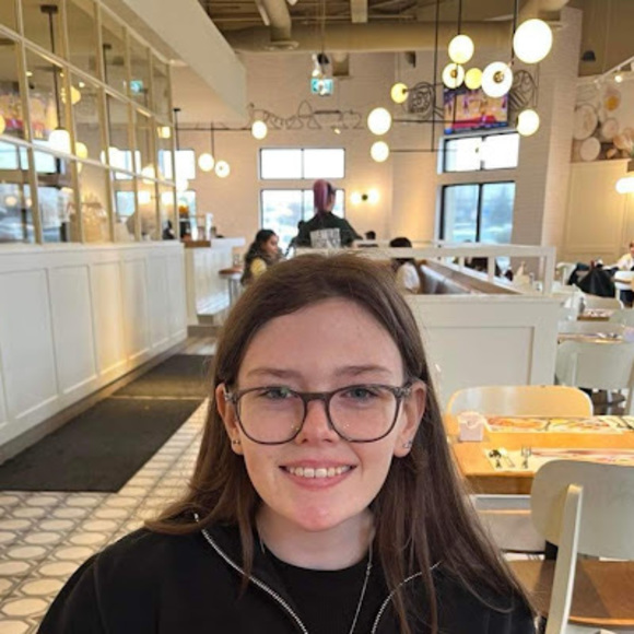 Meet your Posher, Trinity - Picture 1 of 1